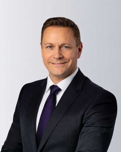 NH - light bg with added tie